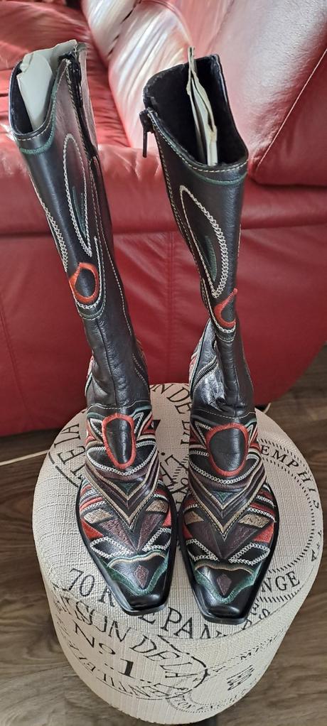 Kožené čižmy, 37