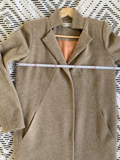 Jesenný kabát vlnený, s