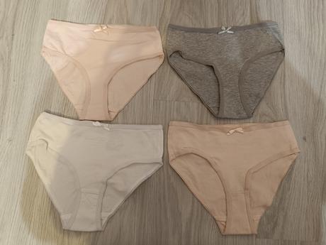 Spodná bielizeň, 122