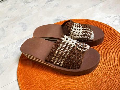 Šlapky na plnej platforme, 38