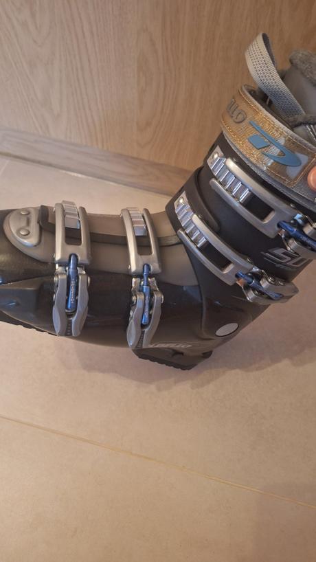 Lyziarky, dalbello,40