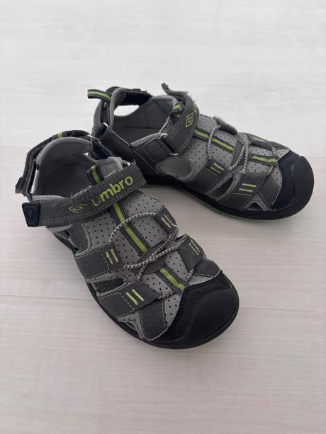 Sandalky, umbro,35
