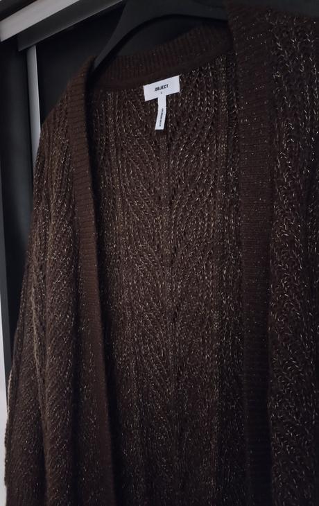 Krásny dlhší sveter bez zapínania, l