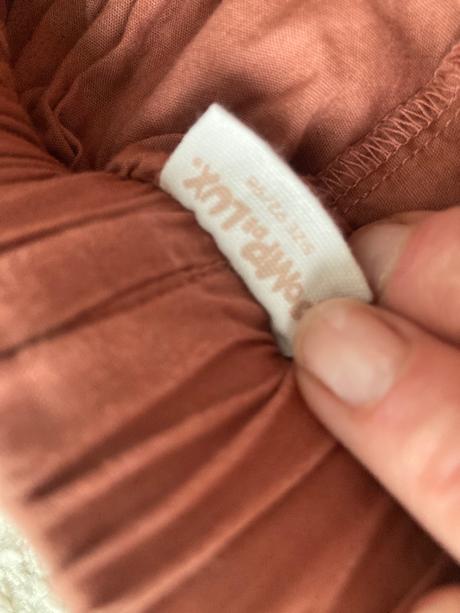 Krásna sukna, pompdelux,92