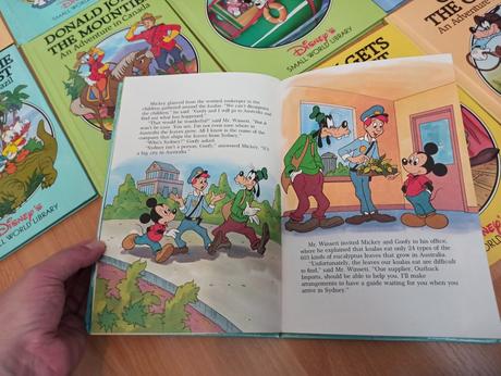 Disney small world library, 
