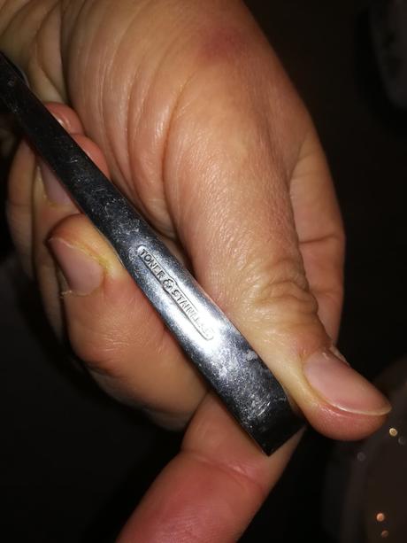 Lyzica uchytka na kockovy cukor, 