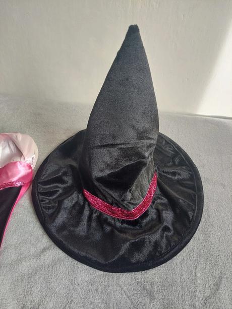 Čarodejnica / princezná obojstranny kostým 122-128,