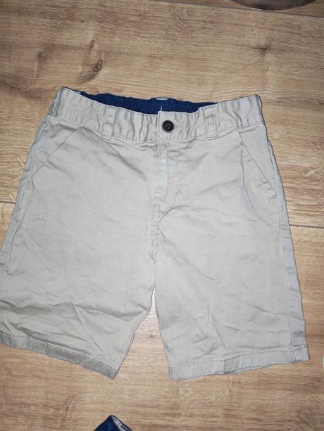 4 kraťasy / šortky, f&f,134