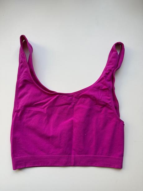 Športová podprsenka, 146