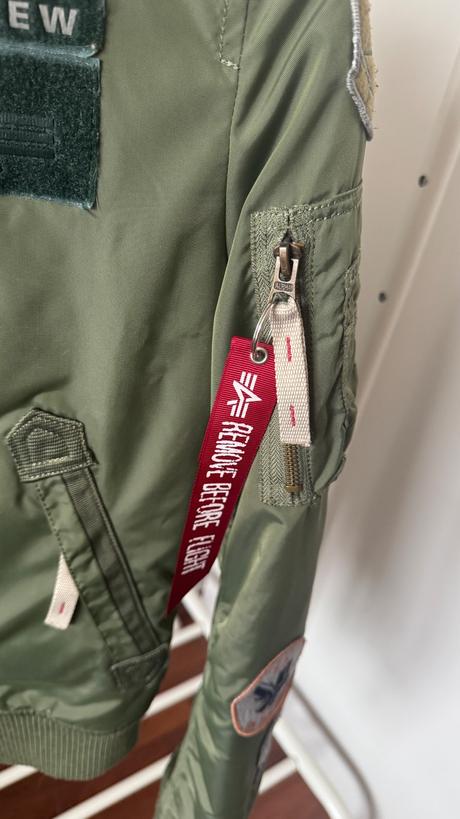 Dámska, dievčenská bunda zn. alpha industrien, m