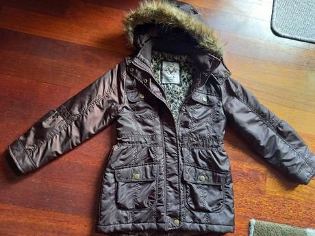 Zimná bunda s kapucňou, c&a,140