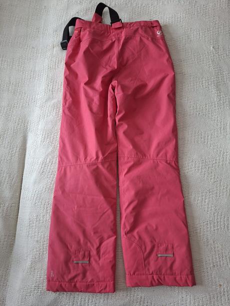 Kvalitné lyžiarske nohavice, 158