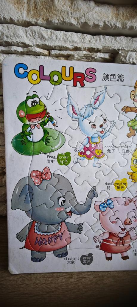 Nové detské puzzle / vkladačka s motívom zvierat,