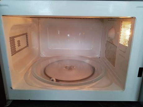 Mikrovlnná rúra eta klasico, eta