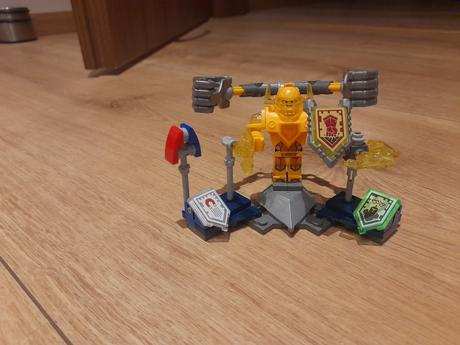 Lego nexo knights 70336 - úžasný axl, 