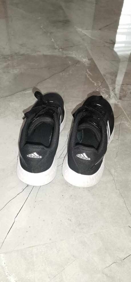 Botasky, adidas,35