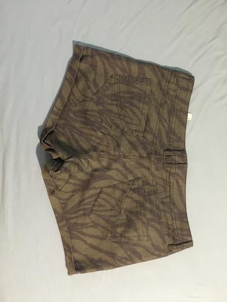 Šortky, amisu,40