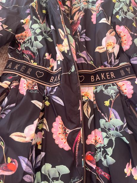 Kabatik ted baker, 128