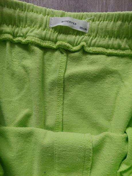 Kraťase, reserved,170