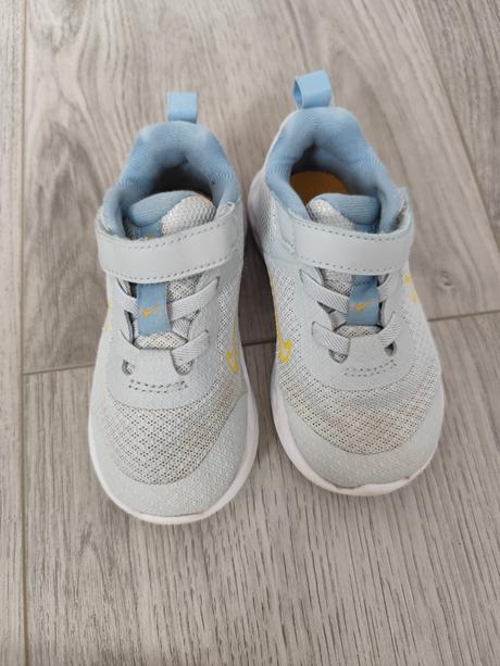 Nike tenisky, nike,23