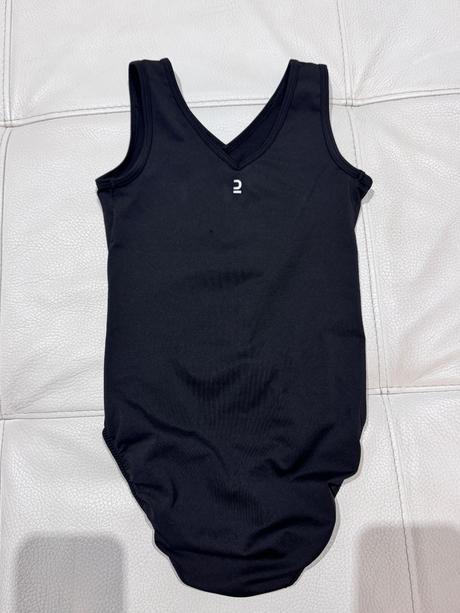 Detský gymnastický trikot, decathlon,122