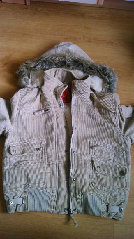 Krémová menčestrová oteplená bundička, l