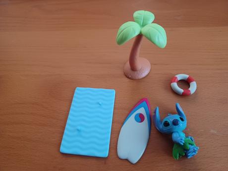 Figúrka stitch s príslušenstvom, 