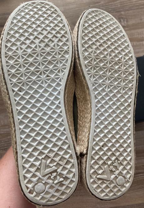 Espadrilky/našuchovačky darujem k nákupu, victory,38