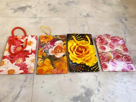 Darčekové malé tašky 24 ks, 