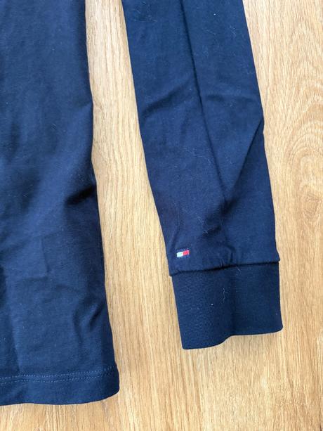Tricko th, tommy hilfiger,152