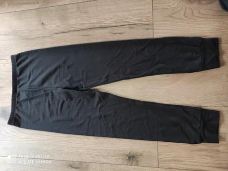 Tenké tepláky, primark,128