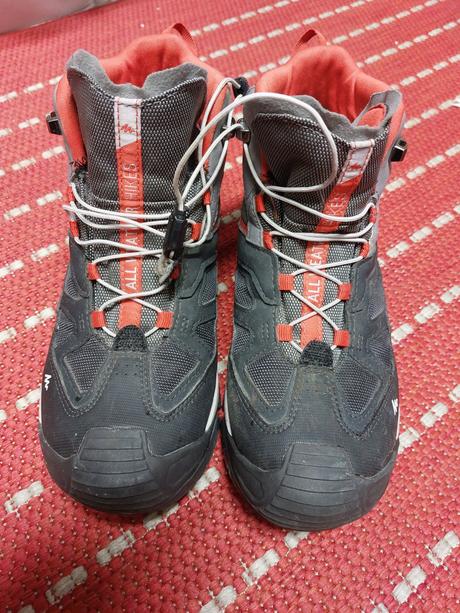 Turisticke topanky, quechua,38