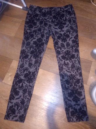 Zaujimave vzorované nohavice c&a 42 top stav, yessica,42