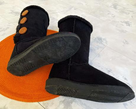 Teplé buttonky s kožušinkou, 37