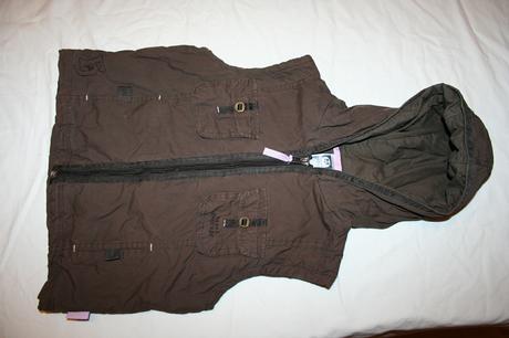 Podsita vesta zn,. fresh from c&a, c&a,146