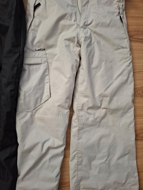 Lyziarske snowboardove nohavice, oteplovacky 134, decathlon,134