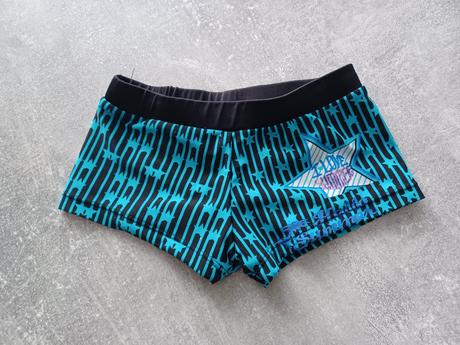 Chlapcenske plavky, 92