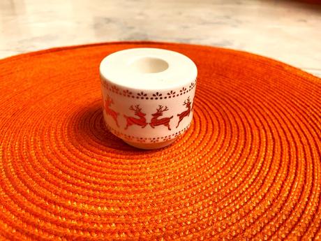 Porcelánový vianočný svietnik,