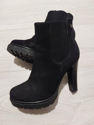 Čižmičky na vyššom opätku, 37