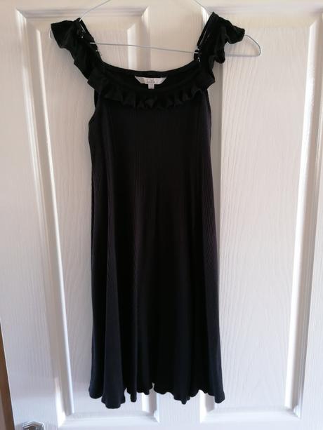 Čierne minišaty, c&a,m