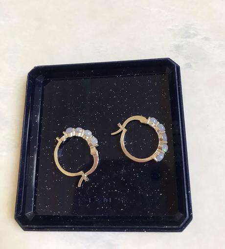 Náušnice s opálom,