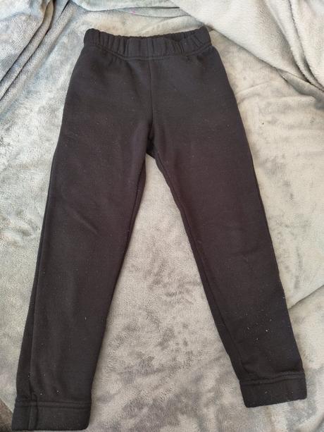 Čierne zateplené tepláky, pepco,116