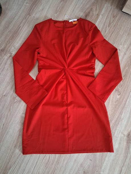 Červené šaty, sinsay,m