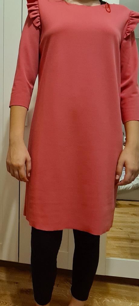 Ružové šaty, amisu