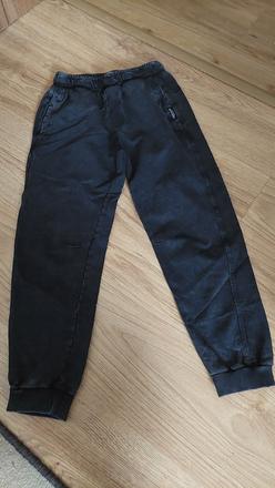 Chlapčenske rifle 140-146, reserved,140