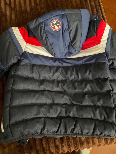 Chlapcenska bunda, 140