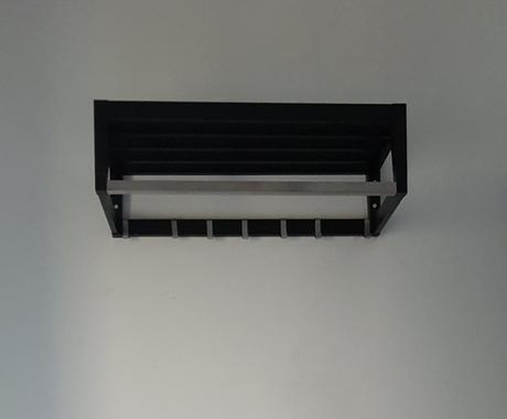 Vesiak na kabaty a klobuky, 