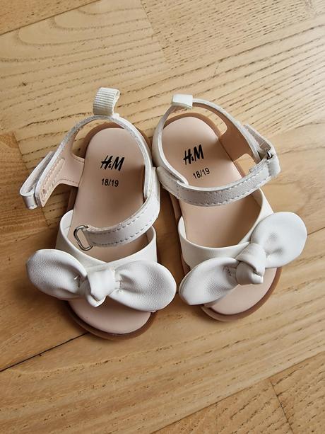 H&m sandále s nášivkou, h&m,18 / 19