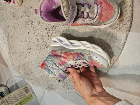 Prechodne topanky, skechers,30