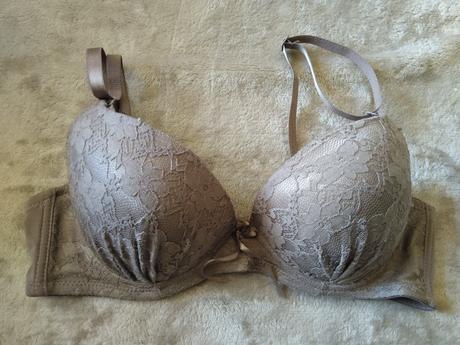 Hneda podprsenka, 80b